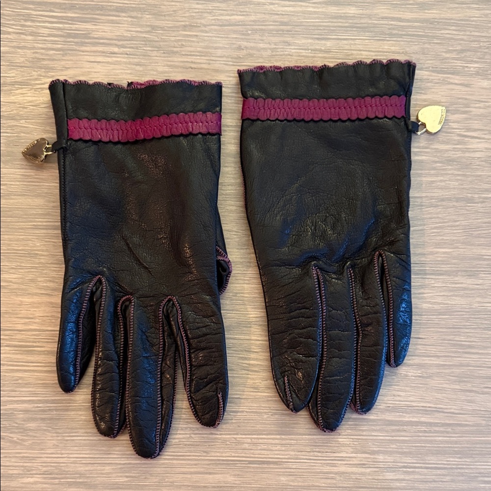 Moschino Black Leather Gloves with Burgundy Trim